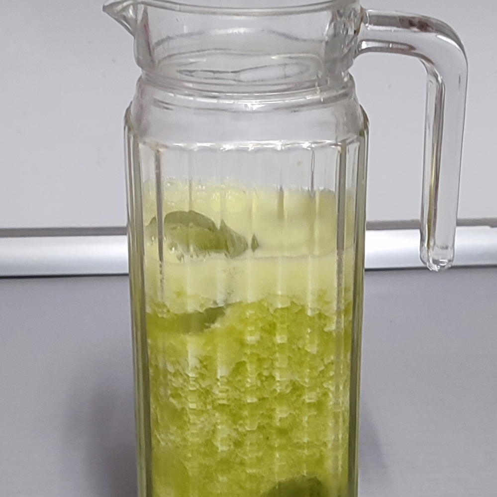 🍍 Smoothie Solar — Limpieza y Energía para el alma
